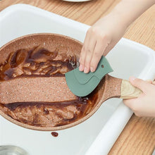 Load image into Gallery viewer, Cute Bird Shaped Silicone Scraper - GMD Boutique
